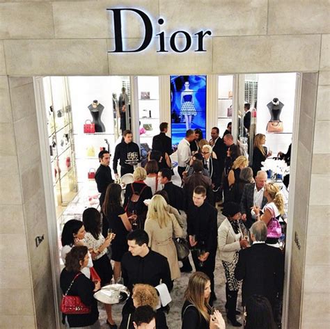 boutique dior montreal|Dior boutique en ligne.